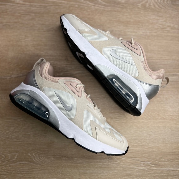 Nike Air Max 200 - Picture 2 of 7